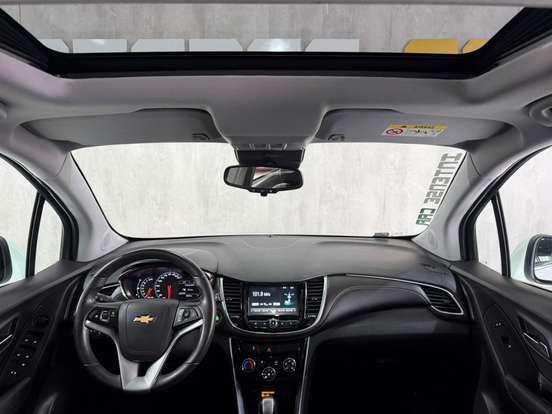 CHEVROLET-TRACKER-2018