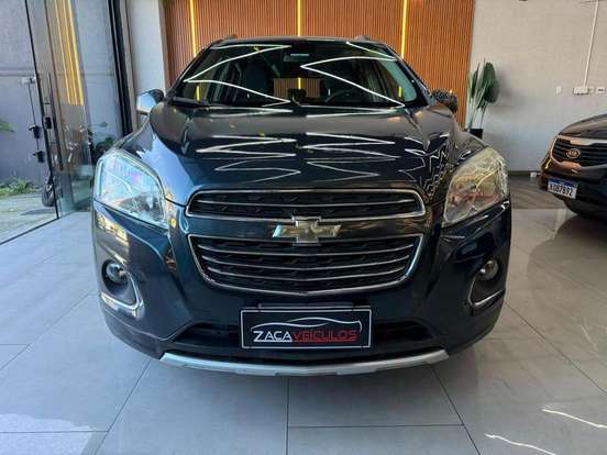 CHEVROLET-TRACKER-2015
