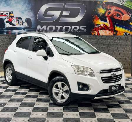 CHEVROLET-TRACKER-2015
