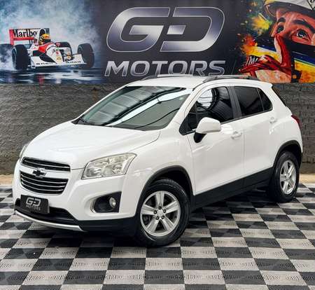 CHEVROLET-TRACKER-2015