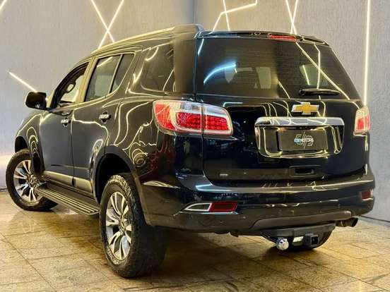 CHEVROLET-TRAILBLAZER-2018