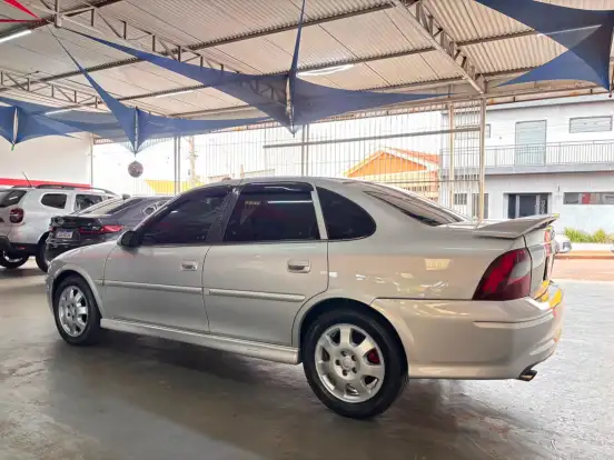 CHEVROLET-VECTRA-2003