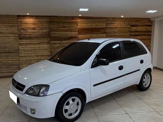 CHEVROLET-CORSA-1.0 MPFI 8V GASOLINA 4P MANUAL CHEVROLET-CORSA-2003