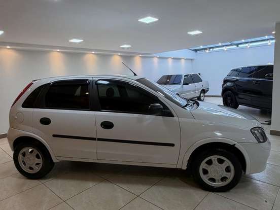 CHEVROLET-CORSA-1.0 MPFI 8V GASOLINA 4P MANUAL CHEVROLET-CORSA-2003