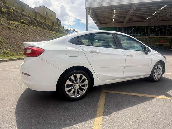 CHEVROLET-CRUZE-2019