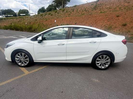CHEVROLET-CRUZE-2019