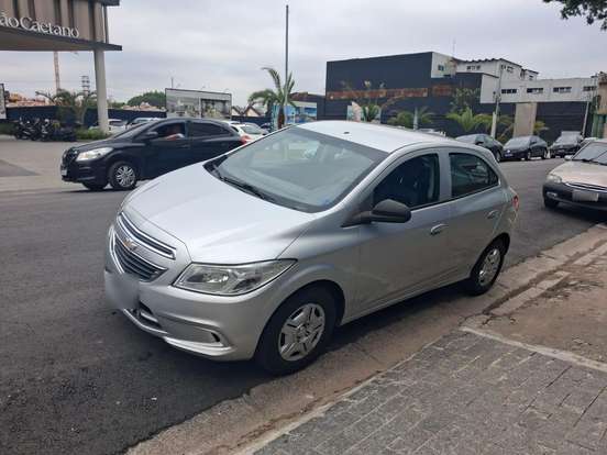 CHEVROLET-ONIX-2016