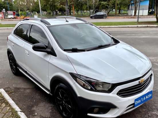 CHEVROLET-ONIX-1.4 MPFI ACTIV 8V FLEX 4P AUTOMÁTICO CHEVROLET-ONIX-2018