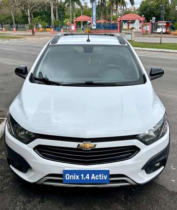 CHEVROLET-ONIX-2018