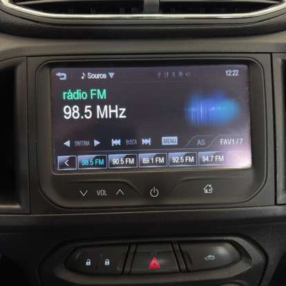 CHEVROLET-ONIX-2014