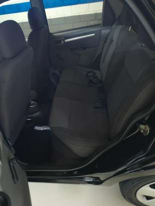CHEVROLET-PRISMA-2012