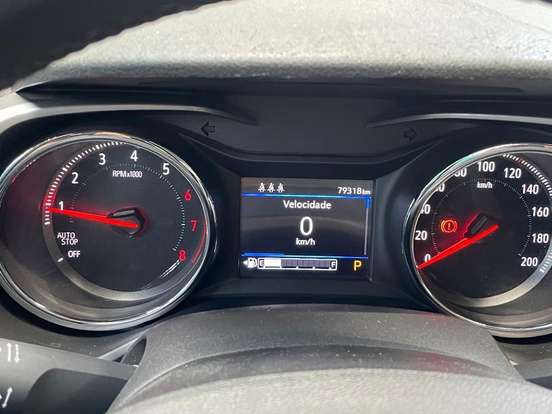 CHEVROLET-TRACKER-2020