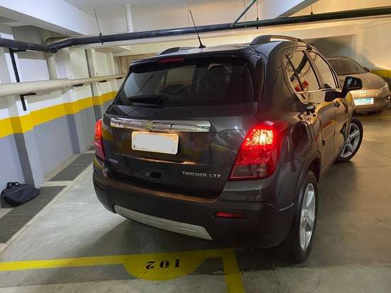 CHEVROLET-TRACKER-2014