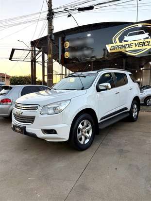 CHEVROLET-TRAILBLAZER-2012