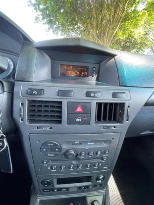 CHEVROLET-VECTRA-2010