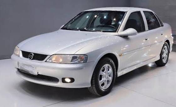 CHEVROLET VECTRA 2.2 MPFI GL MILENIUM 8V GASOLINA 4P MANUAL