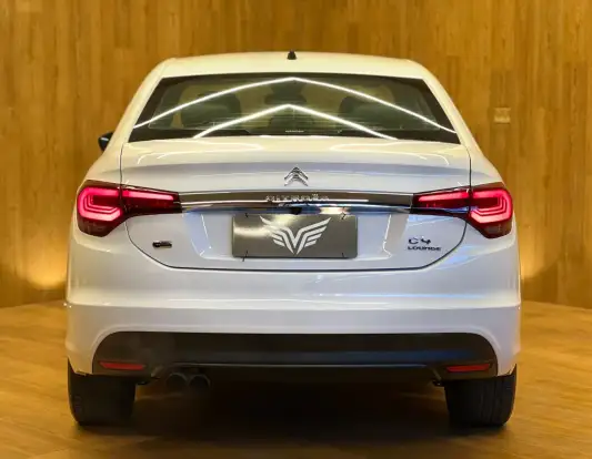 CITROËN-C4 LOUNGE-1.6 THP FLEX FEEL BVA CITROËN-C4 LOUNGE-2018