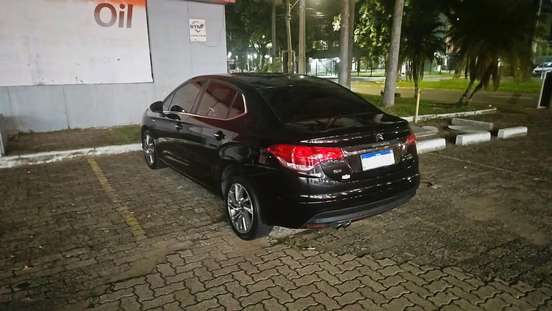 CITROËN-C4 LOUNGE-1.6 EXCLUSIVE 16V TURBO FLEX 4P AUTOMÁTICO CITROËN-C4 LOUNGE-2015
