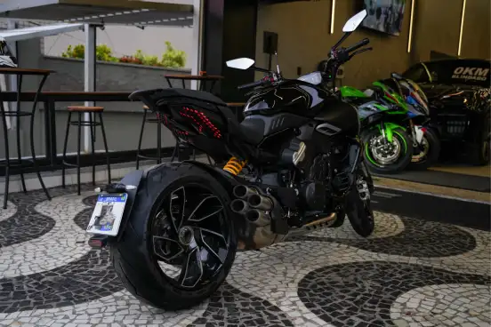 DUCATI-DIAVEL V4 DUCATI-DIAVEL V4-2025