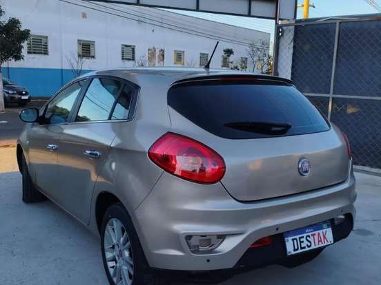 FIAT-BRAVO-1.8 ESSENCE 16V FLEX 4P MANUAL FIAT-BRAVO-2012