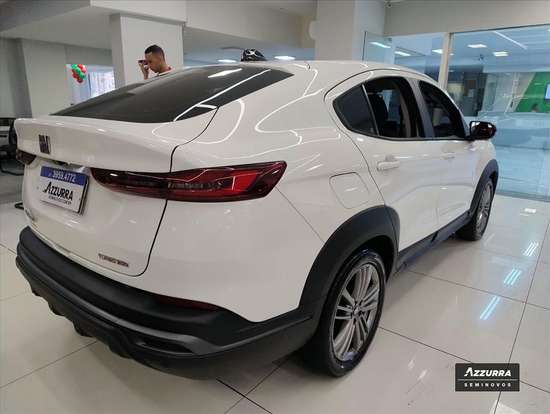 FIAT-FASTBACK-2025
