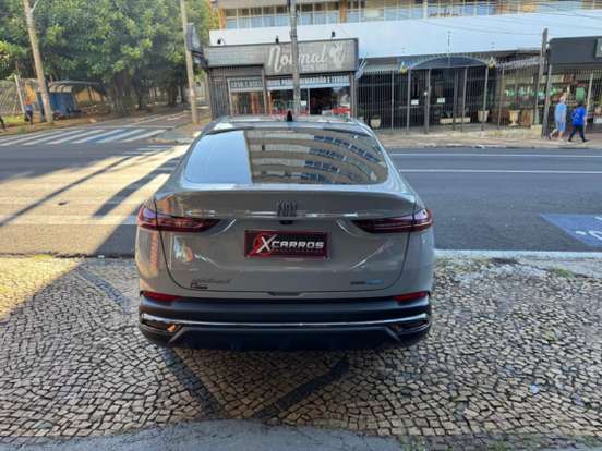 FIAT-FASTBACK-1.0 TURBO 200 HYBRID IMPETUS CVT FIAT-FASTBACK-2025