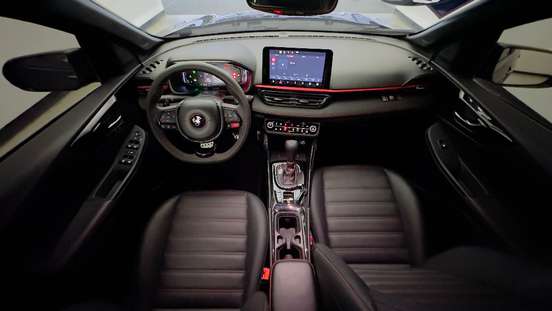 FIAT-FASTBACK-1.3 TURBO 270 FLEX ABARTH AT6 FIAT-FASTBACK-2024