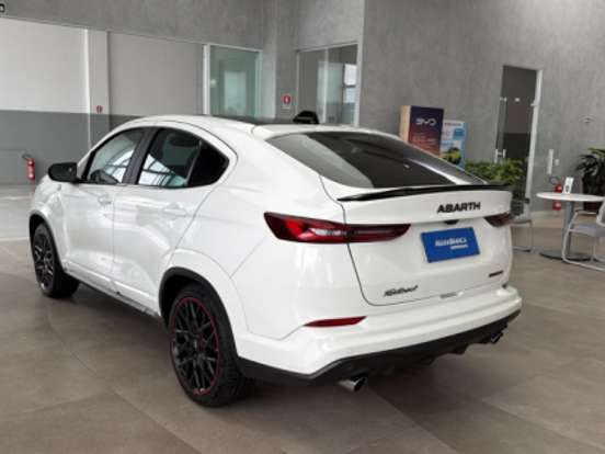 FIAT-FASTBACK-1.3 TURBO 270 FLEX ABARTH AT6 FIAT-FASTBACK-2024