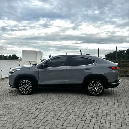 FIAT-FASTBACK-2024