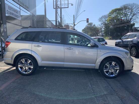 FIAT-FREEMONT-2.4 PRECISION 16V GASOLINA 4P AUTOMÁTICO FIAT-FREEMONT-2013