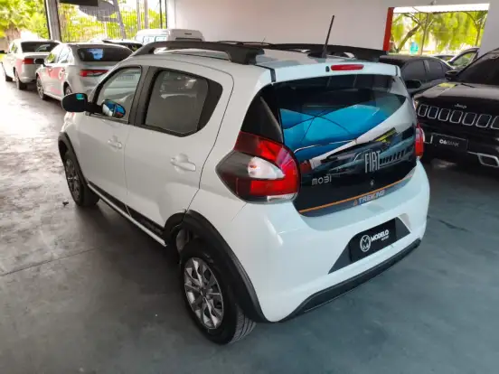 FIAT-MOBI-1.0 EVO FLEX TREKKING MANUAL FIAT-MOBI-2023