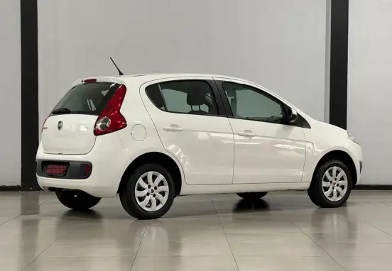 FIAT-PALIO-2015