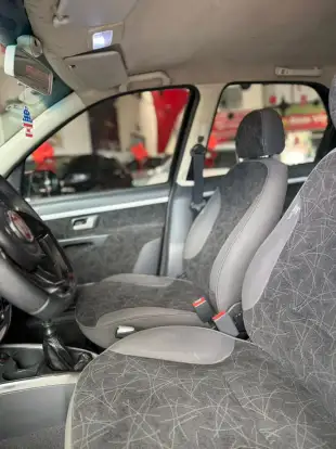 FIAT-PALIO-2010