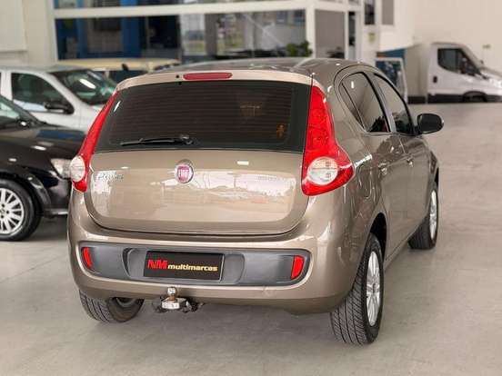 FIAT-PALIO-2016