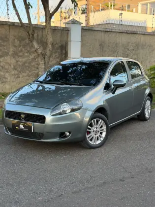 FIAT PUNTO 1.4 8V FLEX 4P MANUAL