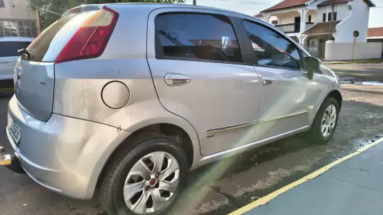 FIAT-PUNTO-2011