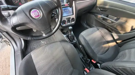 FIAT-PUNTO-1.4 ATTRACTIVE 8V FLEX 4P MANUAL FIAT-PUNTO-2011