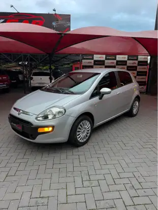 FIAT-PUNTO-1.4 ATTRACTIVE ITALIA 8V FLEX 4P MANUAL FIAT-PUNTO-2012