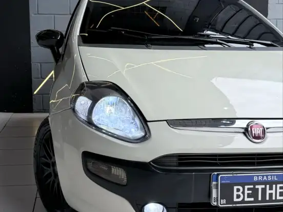 FIAT-PUNTO-1.8 SPORTING 16V FLEX 4P AUTOMATIZADO FIAT-PUNTO-2014