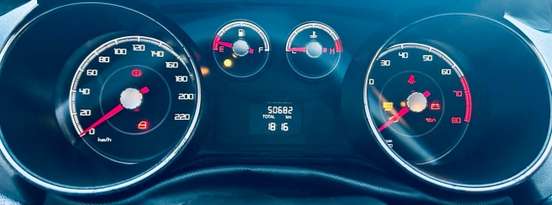 FIAT-PUNTO-2014