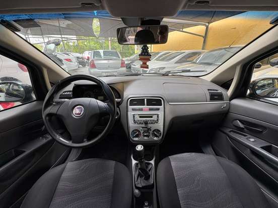 FIAT-PUNTO-2011