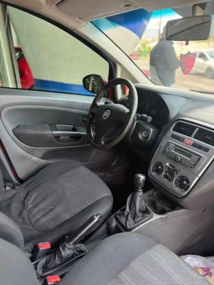 FIAT-PUNTO-2012