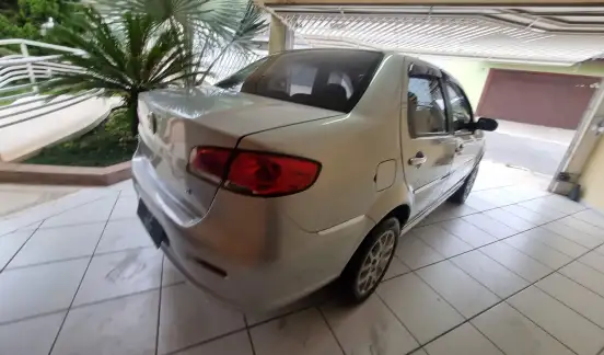 FIAT-SIENA-2009