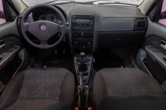FIAT-SIENA-1.0 MPI FIRE CELEBRATION 8V FLEX 4P MANUAL FIAT-SIENA-2009