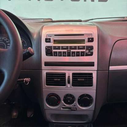 FIAT-SIENA-2010