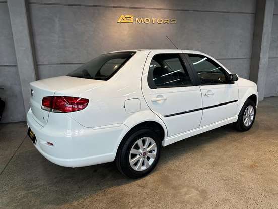 FIAT-SIENA-1.0 MPI EL CELEBRATION 8V FLEX 4P MANUAL FIAT-SIENA-2010