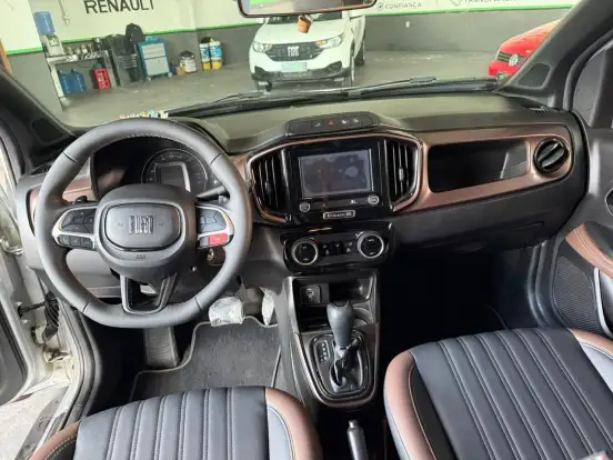 FIAT-STRADA-2024