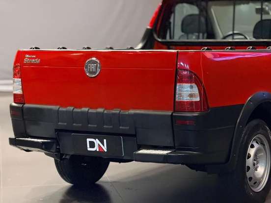 FIAT-STRADA-2011
