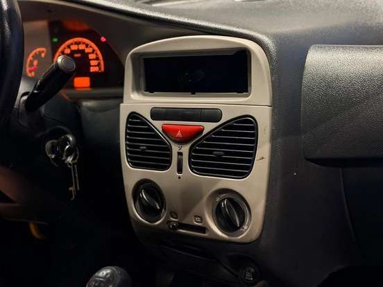 FIAT-STRADA-1.4 MPI FIRE CE 8V FLEX 2P MANUAL FIAT-STRADA-2011