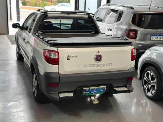 FIAT-STRADA-1.4 MPI WORKING CE 8V FLEX 2P MANUAL FIAT-STRADA-2015